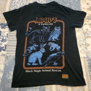 ADOPT A FAMILIAR BLACK MAGIC ANIMAL RESCUE T TEE SHIRT SIZE SMALL FUNNY HORROR